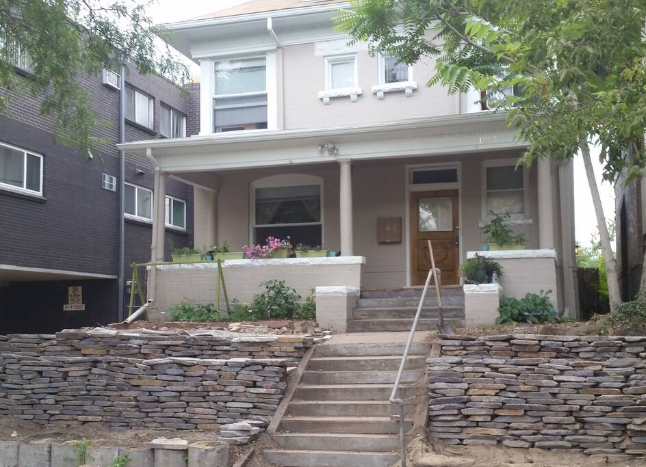 View of the front of the house!
