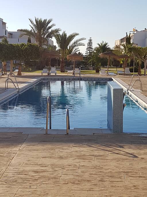 PISCINAS