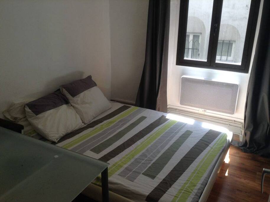 Chambre lit deux places