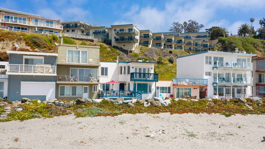 Charming Beach Front Home on the Island gallery image 4