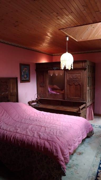 la chambre lit 160 x 190 et lit- clos 110 x 170