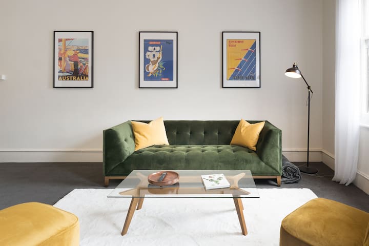 Stylish 3BR house | Steps to Smith St Cafes & Bars