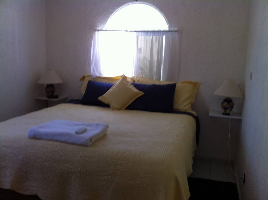 King size bed