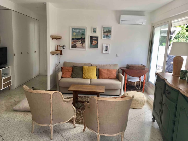 Appartement , Grande Terrasse, Proche Des Plages - La Mole