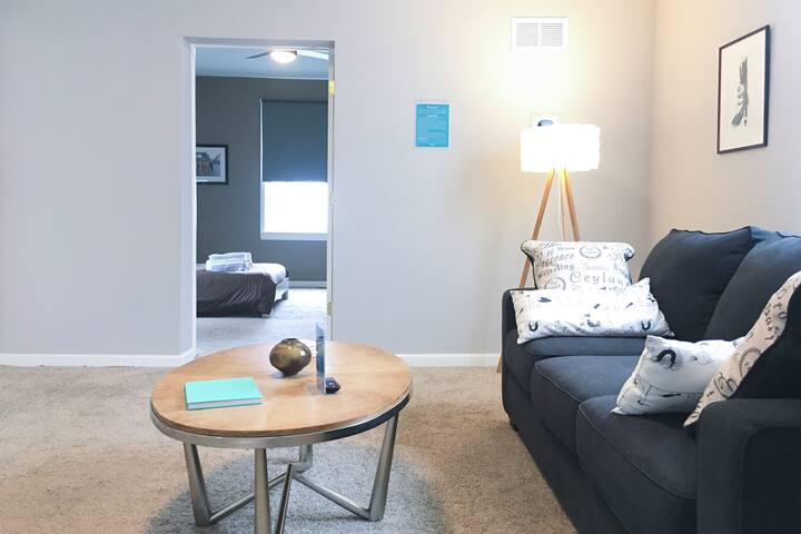 🌟COVID-19 FREE Retreat in the Heart of Cincy 🌟