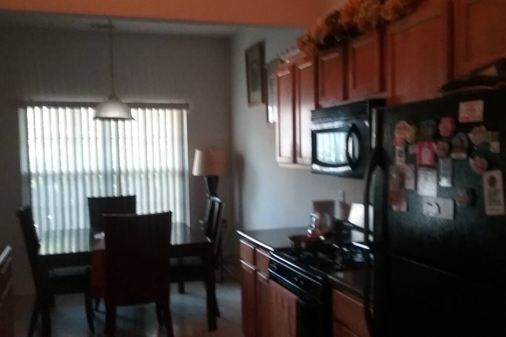 Kitchen/Dining