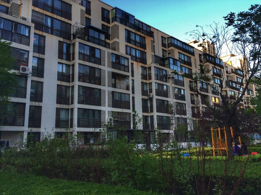 Apartment building