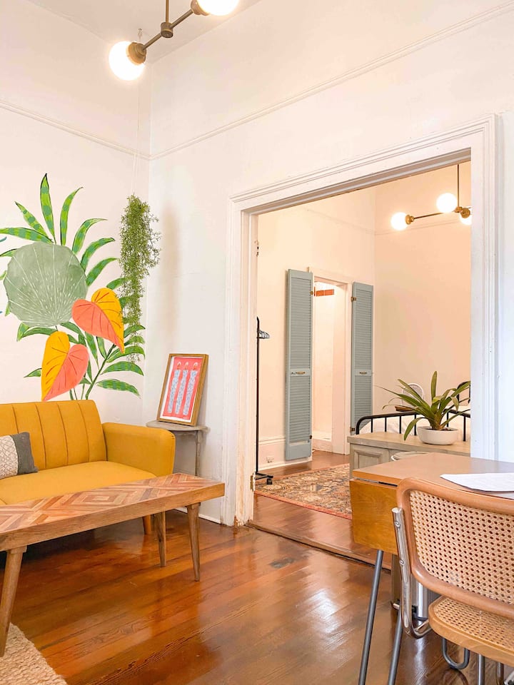Historic, Bright & Walkable To Cafes +Jazzfest - New Orleans, LA