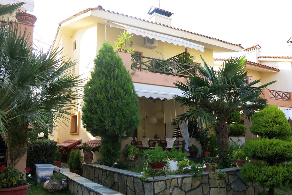 Main view of the house