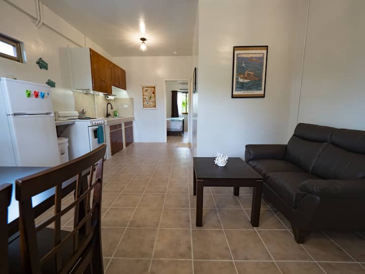 Furnished 1-bedroom Meda Terrace Unit C In Koror - パラオ