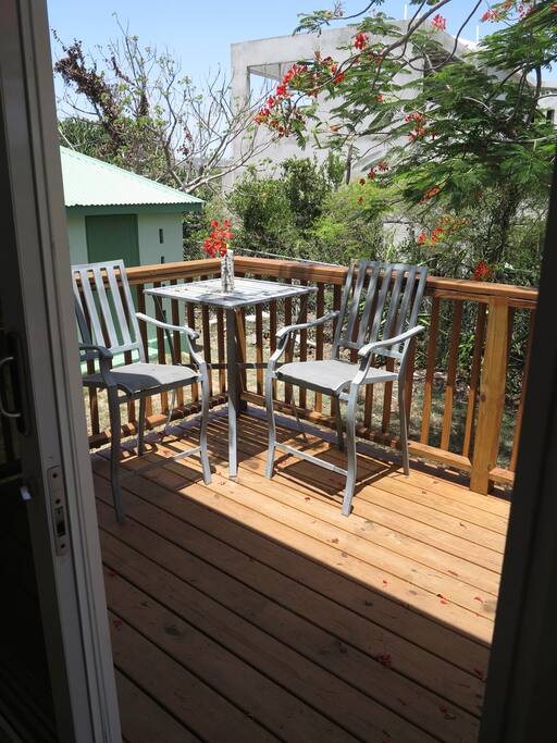 Full of fresh air and sunshine, private !