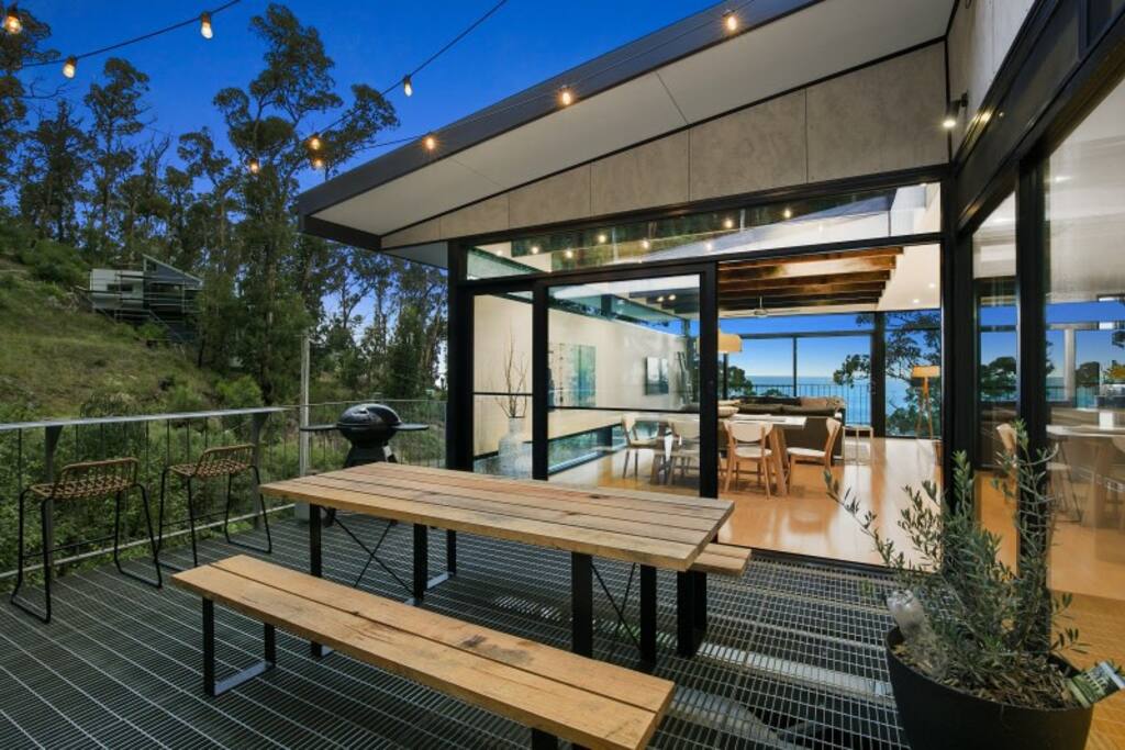 The Point - Houses for Rent in Wye River, Victoria, Australia