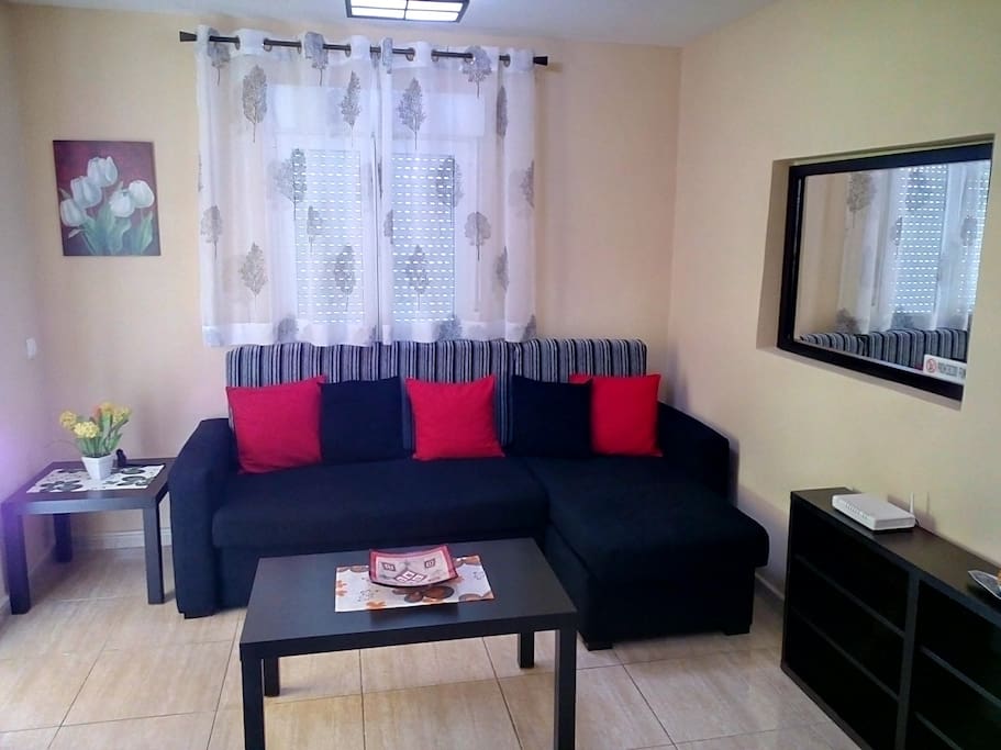 Salón Sofa Chaise Longue + cama de Matrimonio 1