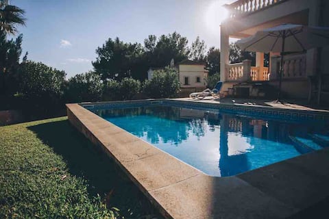Beautiful villa + pool between  Pollenca and Sa Pobla