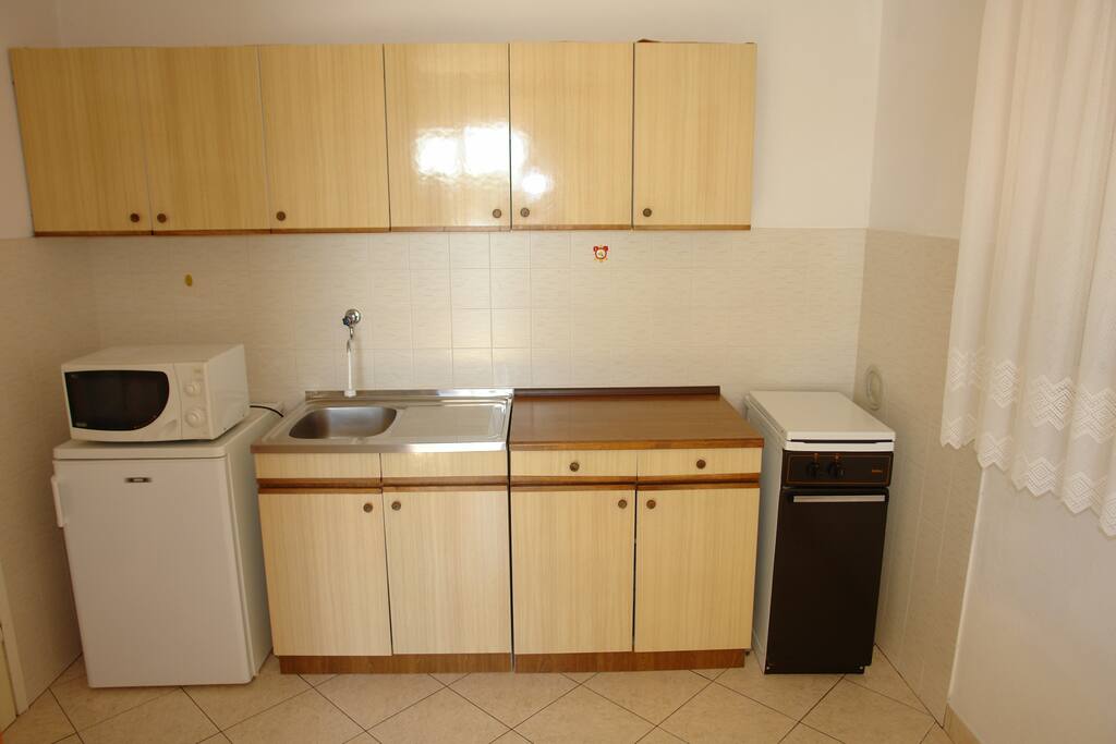 Kitchen 2