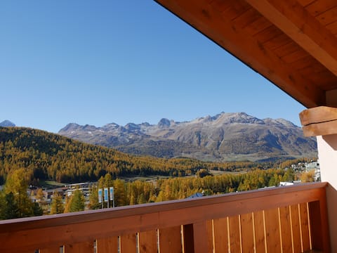 Successful Airbnb property: In the middle of Pontresina with fantastic views in Pontresina