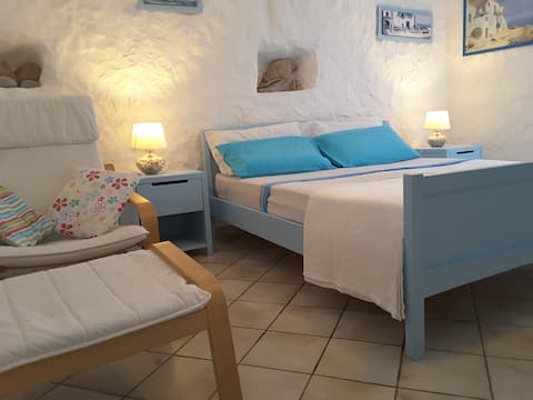Airbnb con migliori performance: the seaside house carved into the tuff a Ponza