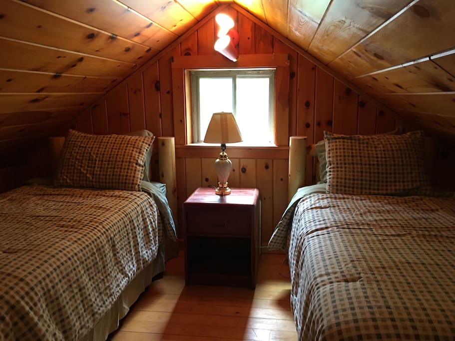 Twin beds in the loft