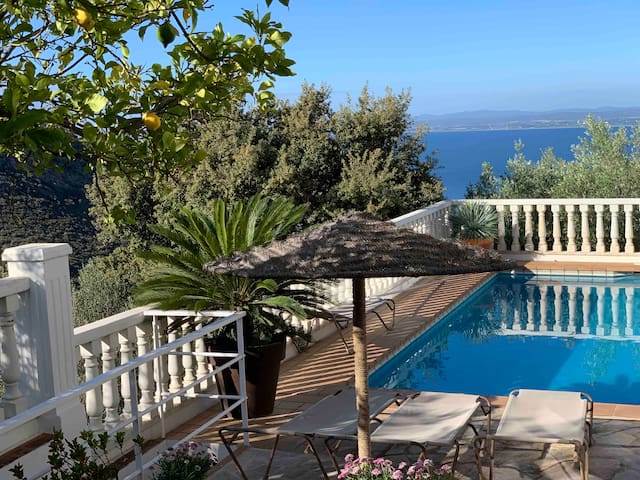 Magnifique Villa avec piscine vue mer à Roses