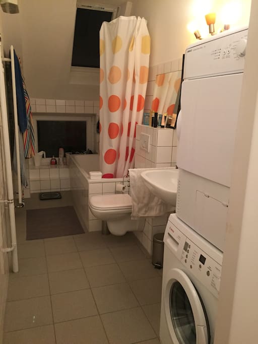 Badezimmer / bathroom