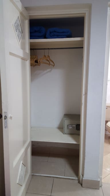 closets with security box