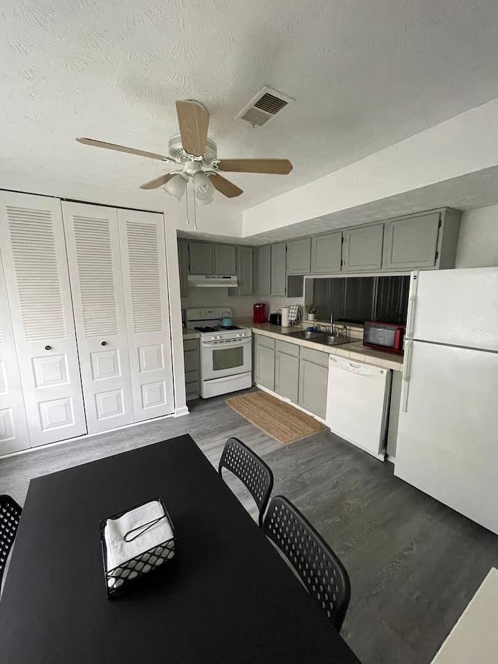 Top 10 Airbnb Vacation Rentals In Kennesaw, Updated 2024