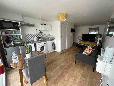 Independent homestay room