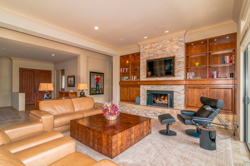 Great room off kitchen
