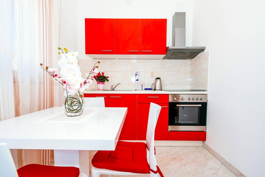 Dining area + kitchen
