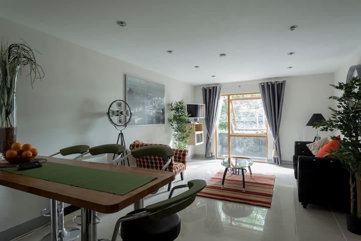 Two bedroom Docklands Apartment.