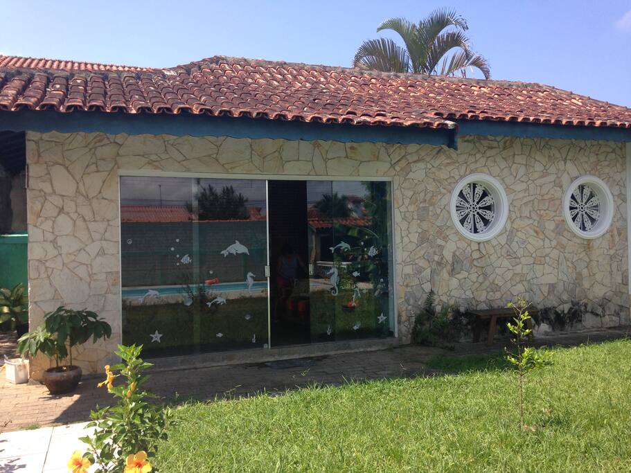 frente da casa de hóspedes