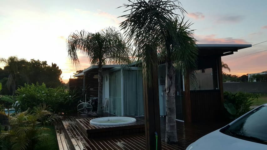 Casa SPA-Bombinhas-Mariscal, com jacuzzi!!