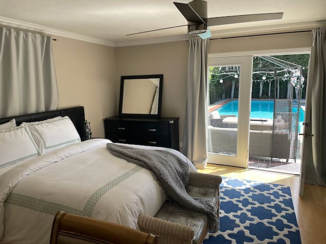 Westwood Oasis with Pool and Spa (near UCLA)