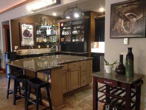 Great Poulsbo Getaway, Also Suitable for Events