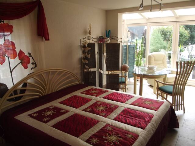 Appartement Wittmann (Pleinfeld), Exclusives Appartement mit großer Sonnenterrasse