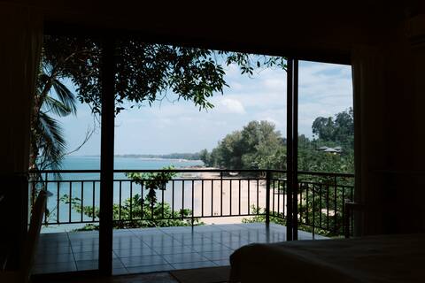 Private Seaside Villa - Vanir Freyr