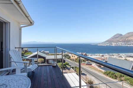 (1 ) Sun Sea Sleep -  Simon's Town, Cape Town