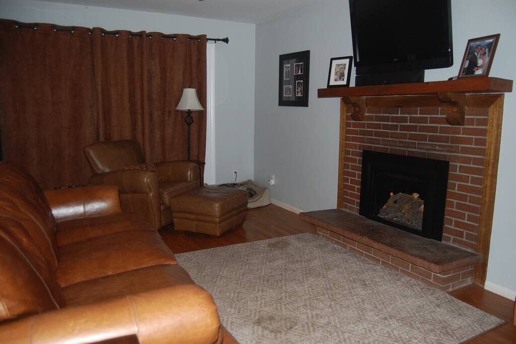 Cozy living room with gas fireplace