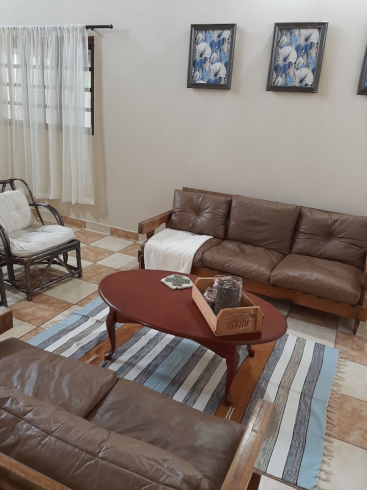 Casa Completa A 3 Minutos Da Praia Em Peruíbe-sp! - Peruíbe