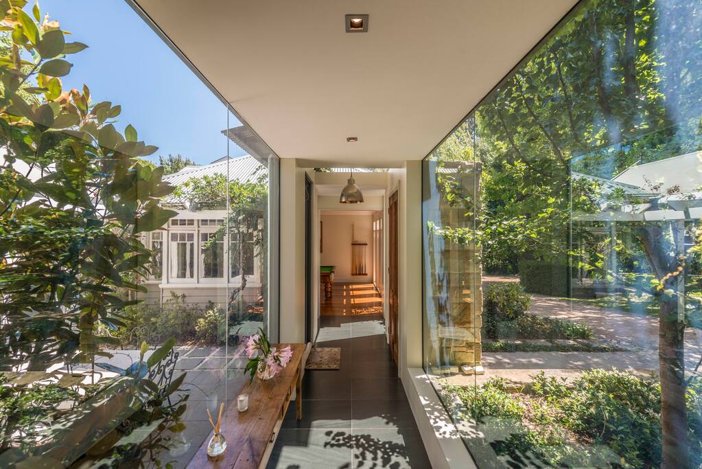 Entrance -all glass