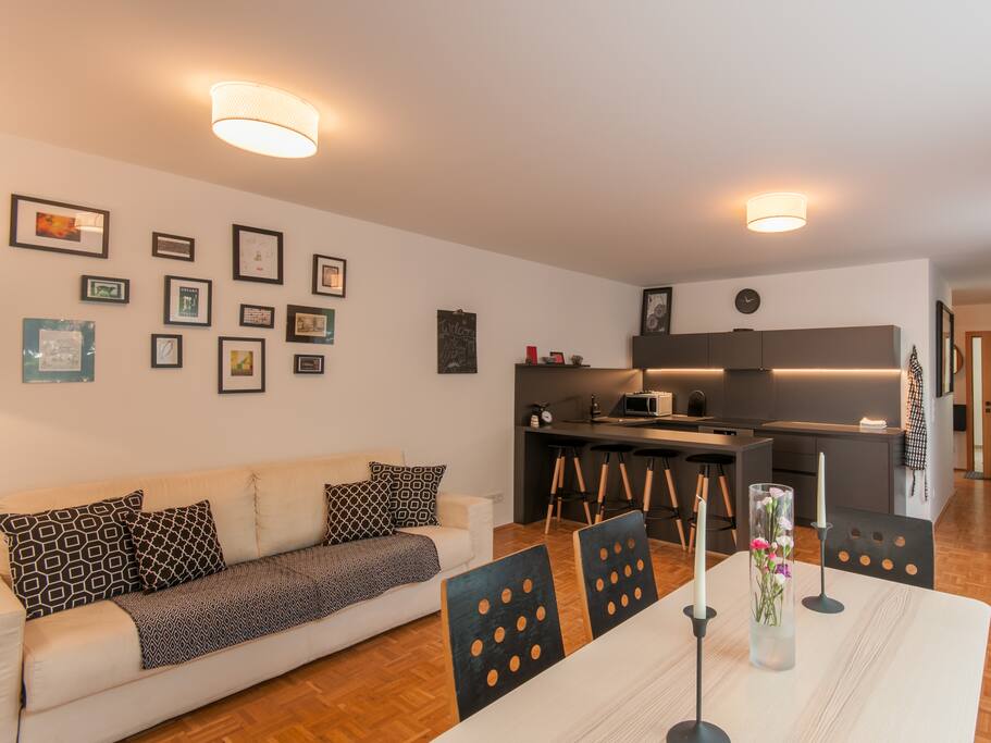 large living area with new kitchen, bar,