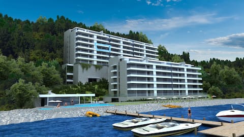 apartment facing the lake, beautiful view