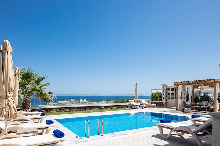 Agapi Villa I, a Seaside Retreat with Pool & BBQ