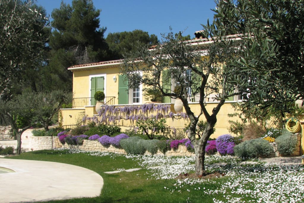 Bed & Breakfast La Gaude