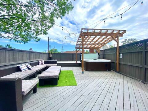 Downtown House-BEST ROOFTOP PATIO&HotTub in HFX