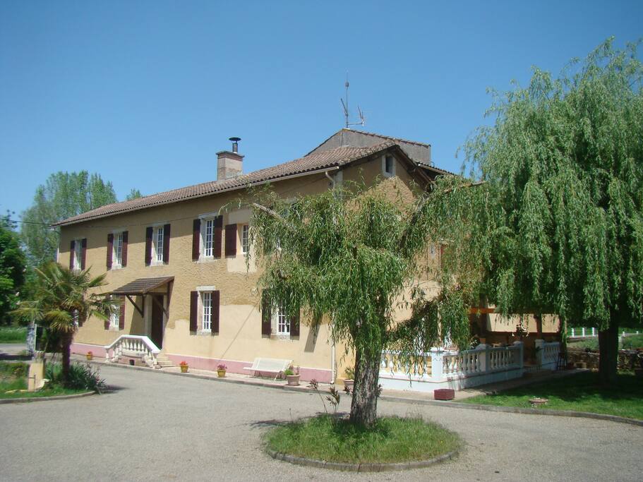Le Moulin de Roquefort, la Batisse