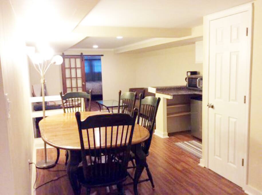 Expandable dining table to seat 4.