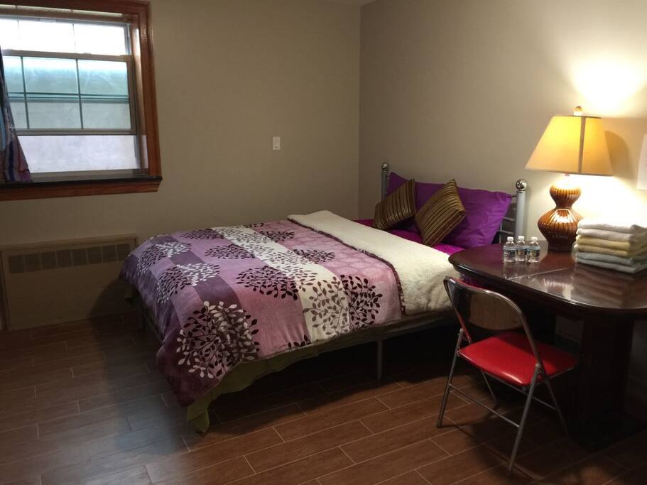 New queen size firm