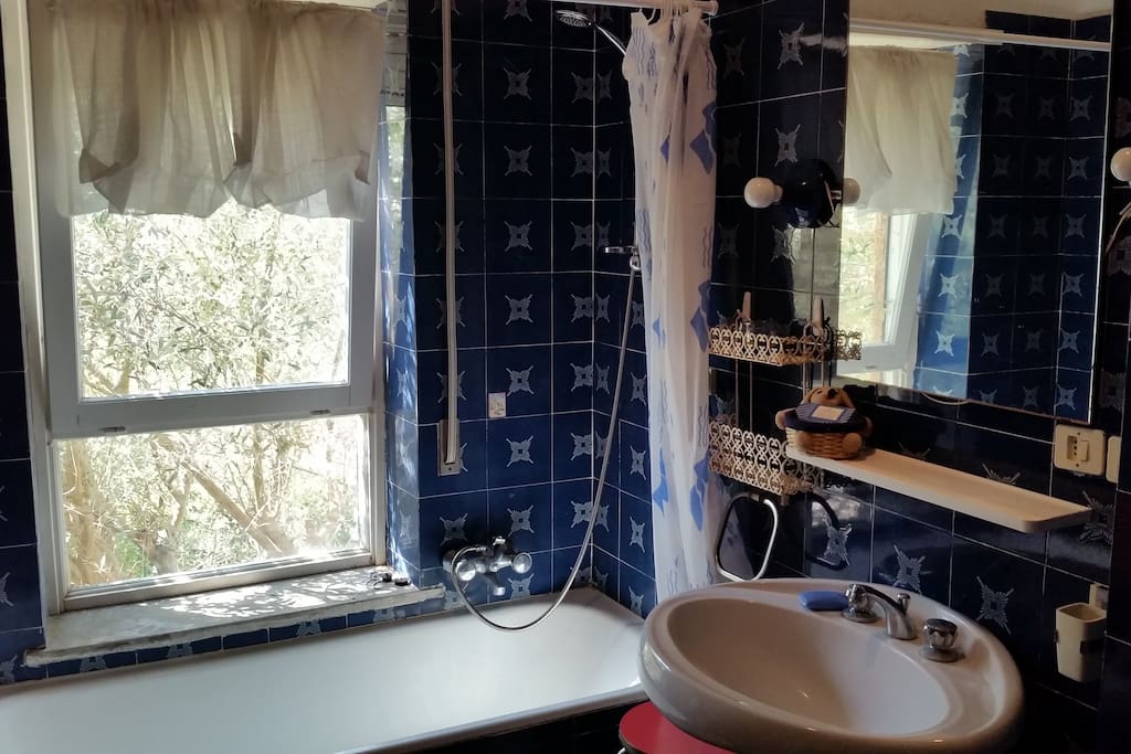 Upstairs bathroom