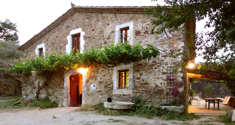 Rustic “Mas” farmhouse Emporda/Costa Brava/Girona